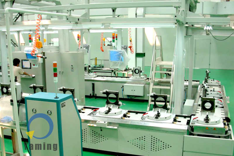 Automobile engine assembly line
